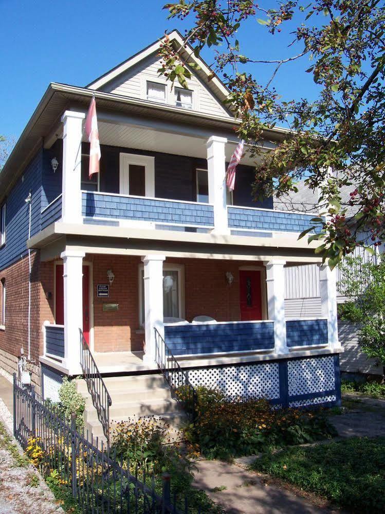 Bluecrest Bed And Breakfast Niagara Falls Exterior foto